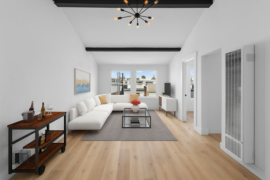 2626 E Anaheim St, Long Beach, CA for sale - Interior Photo - Image 2 of 13