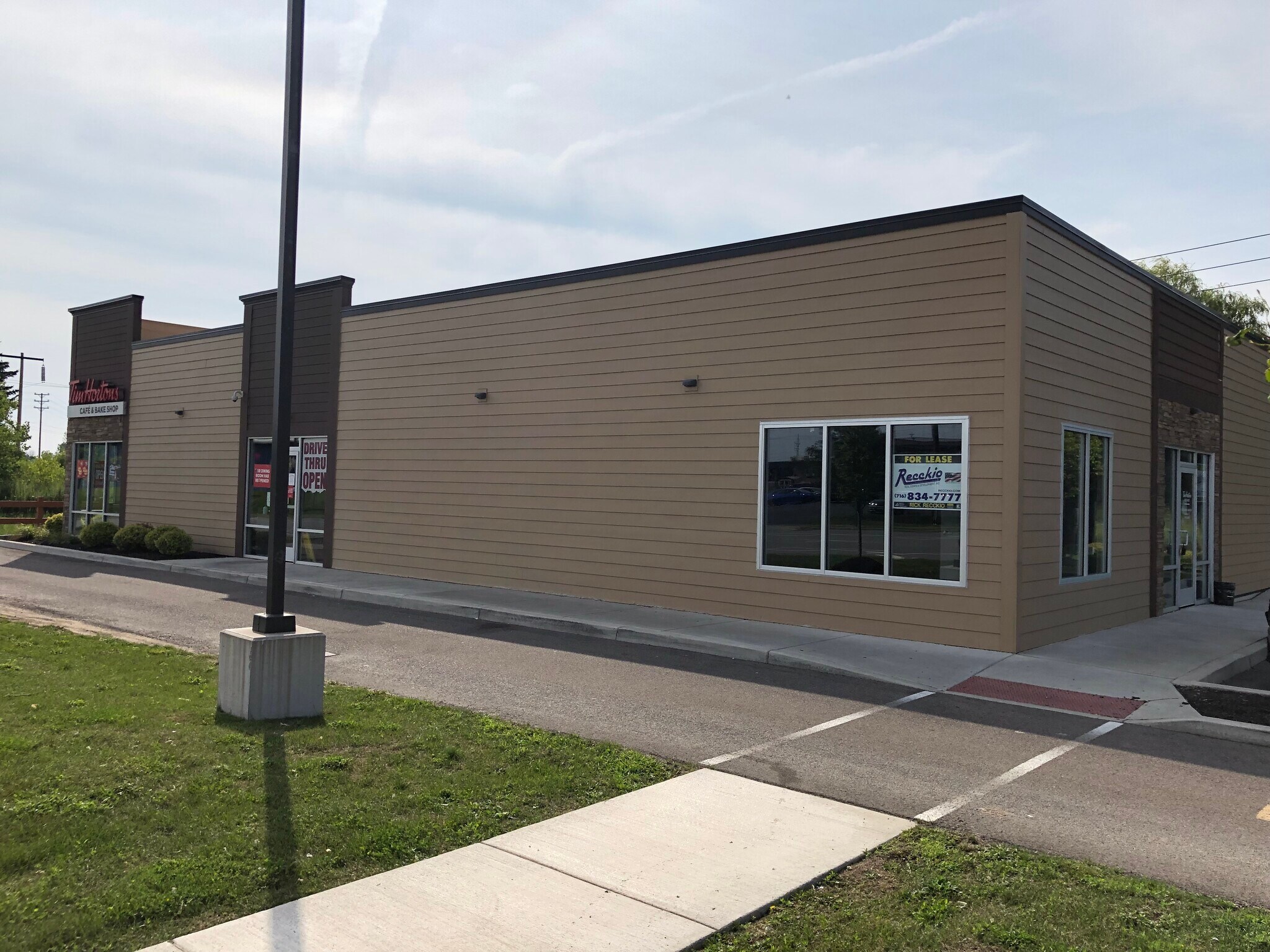 3941 Broadway St, Cheektowaga, NY for sale Primary Photo- Image 1 of 1