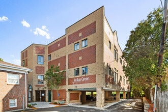 63 Shore Rd, Winchester, MA for lease Interior Photo- Image 1 of 26