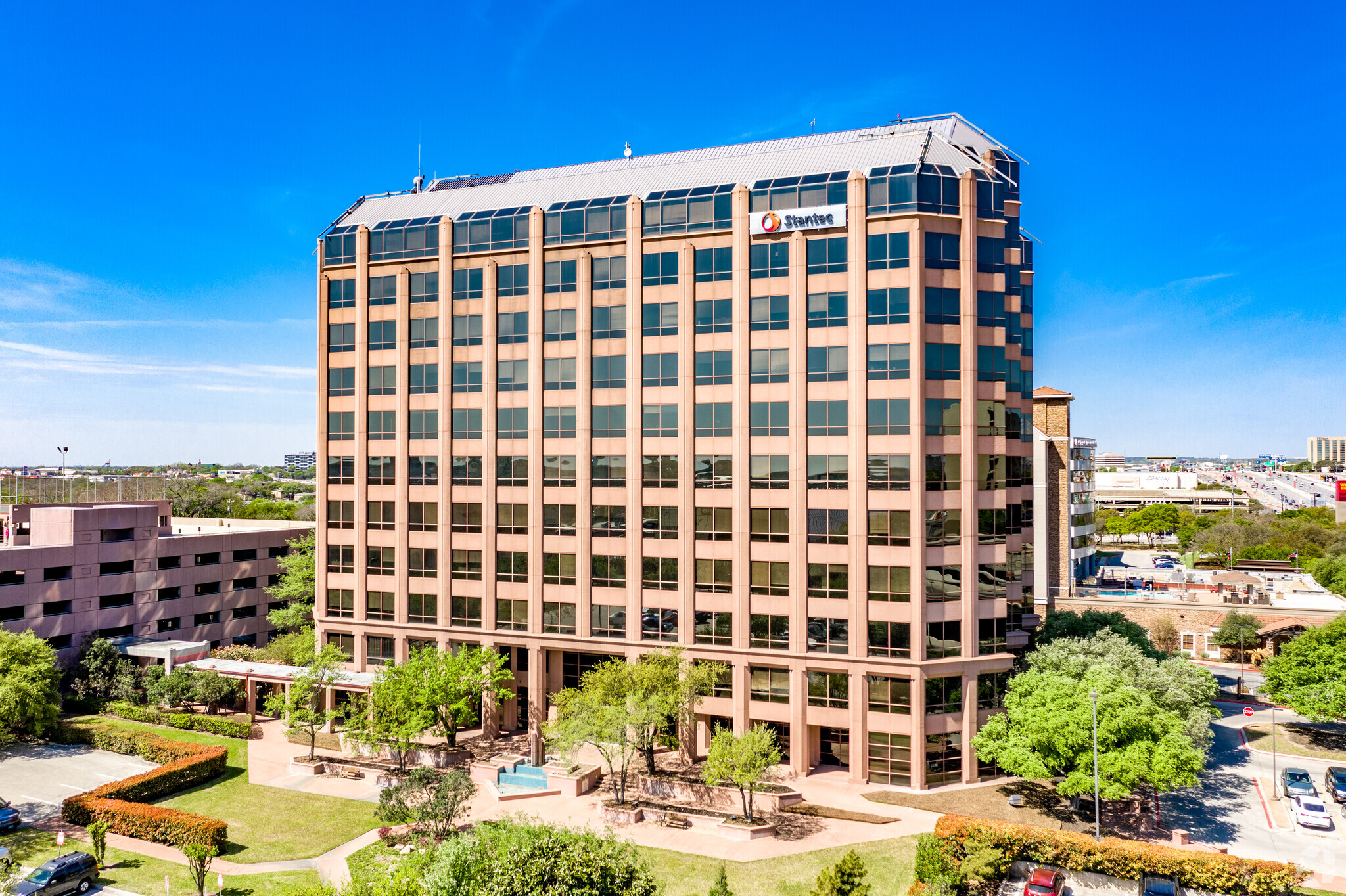 70 NE Loop 410, San Antonio, TX for lease Building Photo- Image 1 of 18