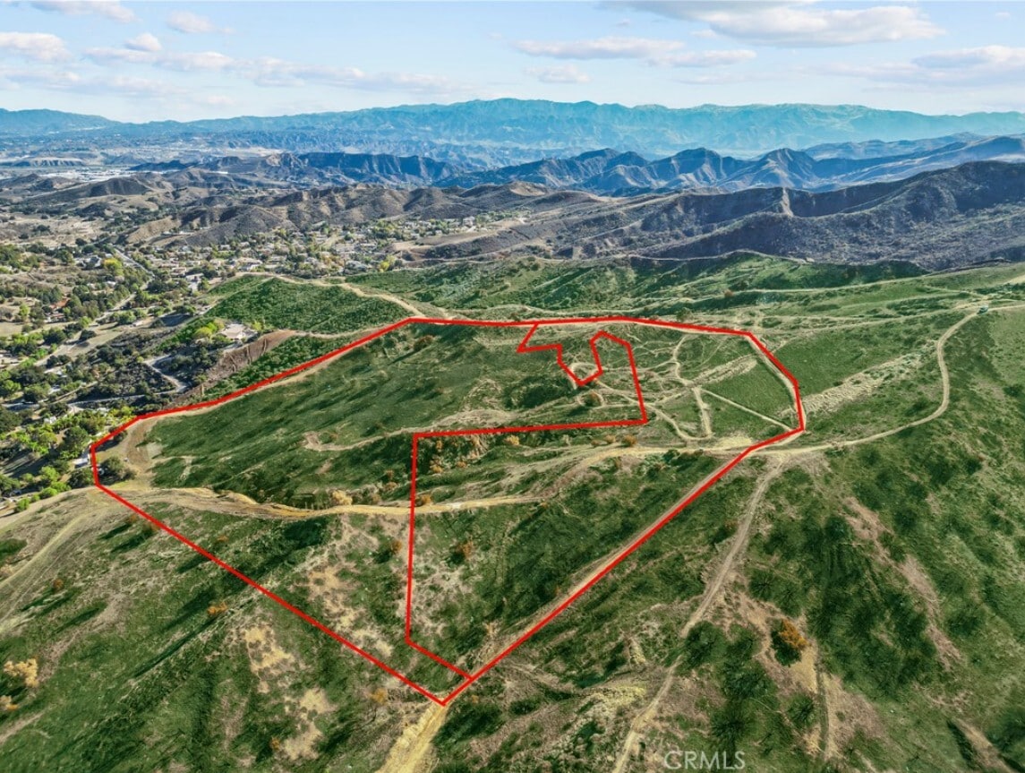 Burlwood Dr, Castaic, CA for sale Primary Photo- Image 1 of 3