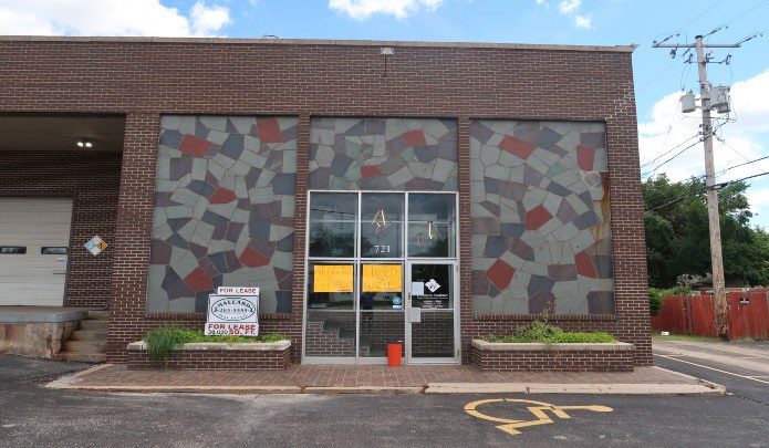 721 E Mt Vernon St, Wichita, KS for lease - Building Photo - Image 2 of 8