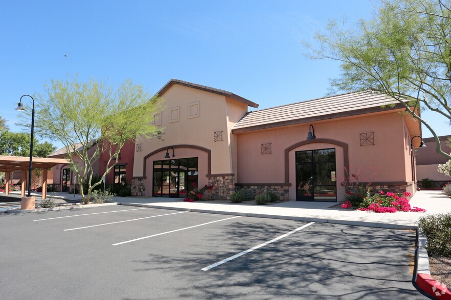 700 N Cooper Rd, Gilbert, AZ for sale - Primary Photo - Image 1 of 19