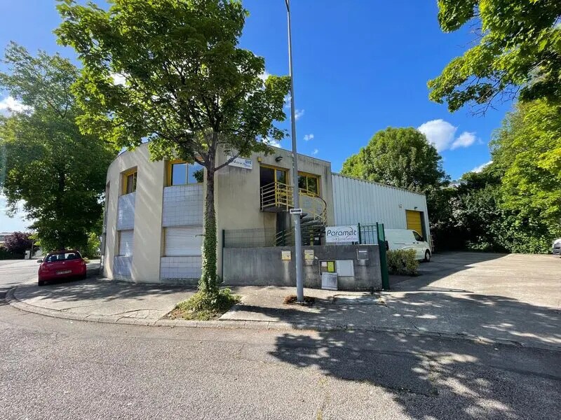 Office in Rouen for lease Building Photo- Image 1 of 9