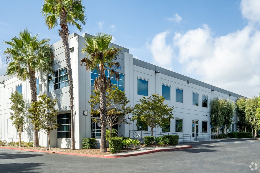 755 N Nash St, El Segundo, CA for sale - Primary Photo - Image 1 of 1