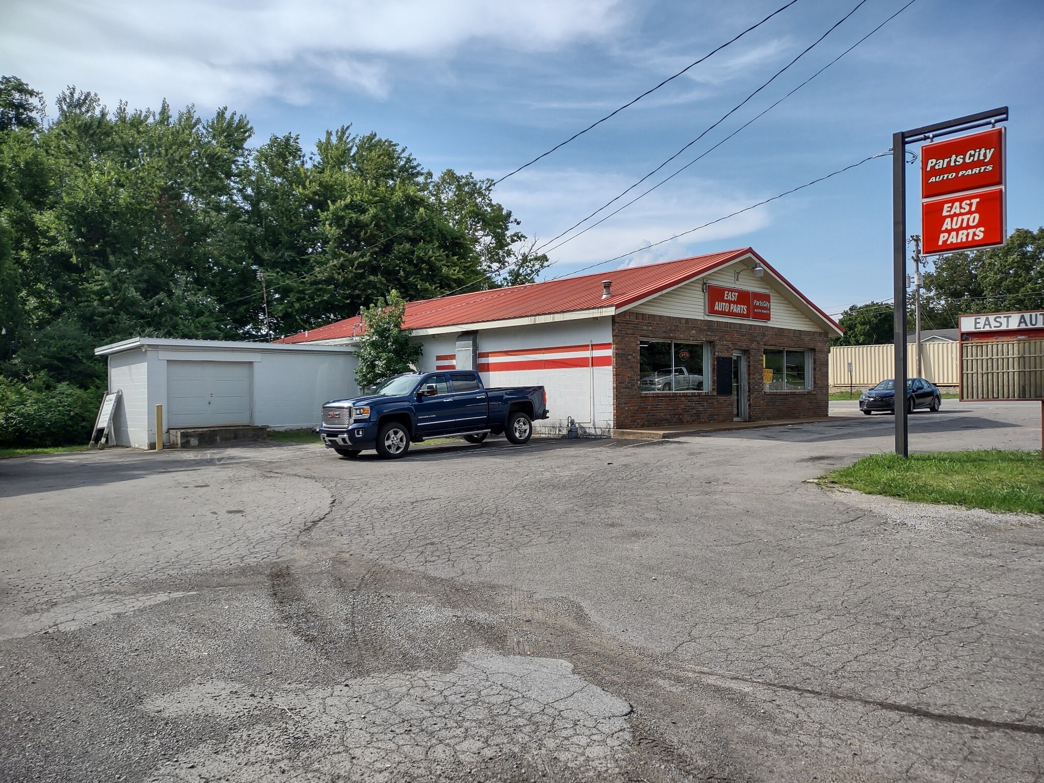 4843 Highway 100, Lyles, TN for sale Primary Photo- Image 1 of 1