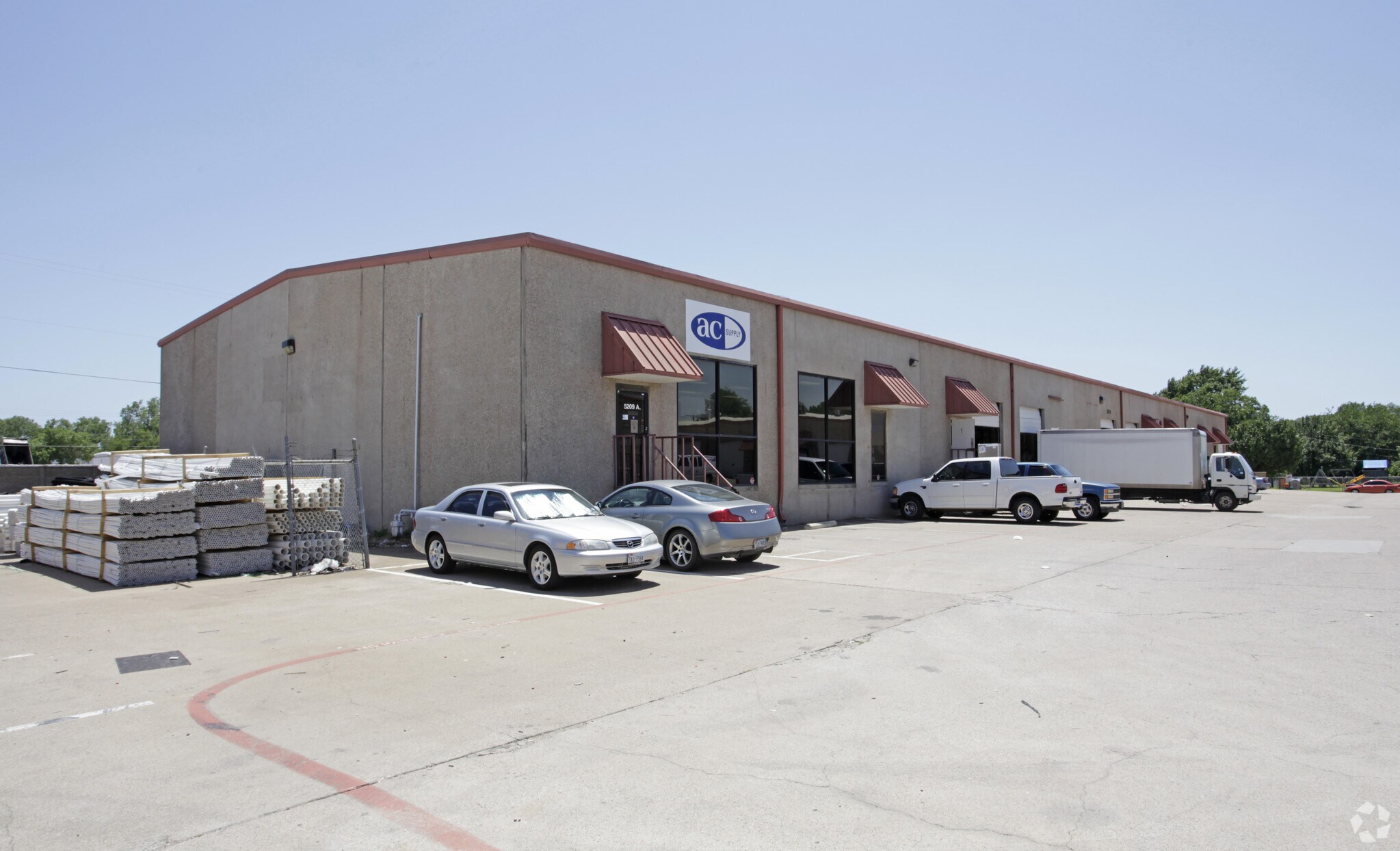 5209 Davis Blvd, North Richland Hills, TX for lease Building Photo- Image 1 of 13