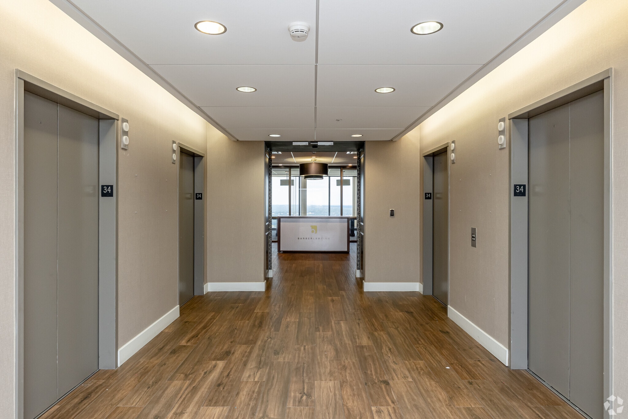 425 W Capitol Ave, Little Rock, AR for lease Interior Photo- Image 1 of 4