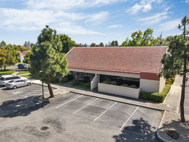 4701 Patrick Henry Dr, Santa Clara, CA for lease - Building Photo - Image 1 of 3