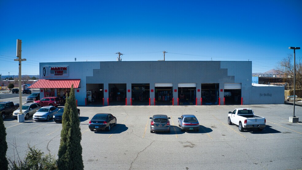 1271 E Amador Ave, Las Cruces, NM 88001 Martin Tire