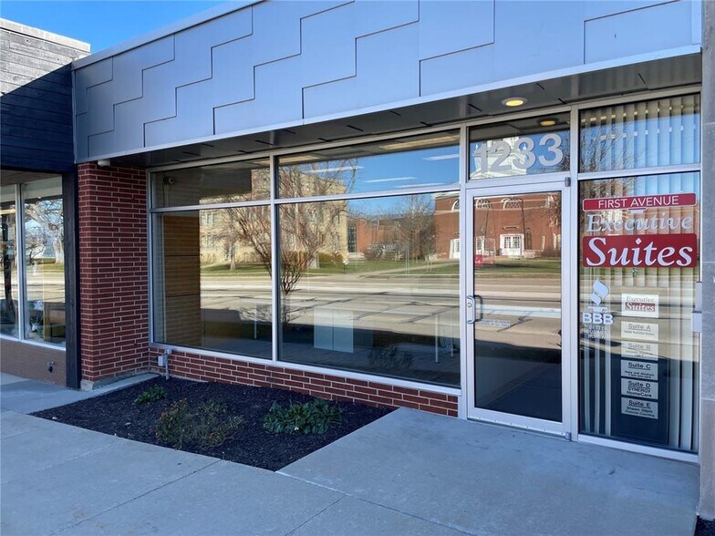 1233 1st Ave SE, Cedar Rapids, IA for lease - Primary Photo - Image 1 of 6