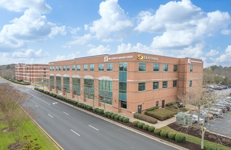 4001 Coliseum Dr, Hampton, VA for lease - Building Photo - Image 1 of 4