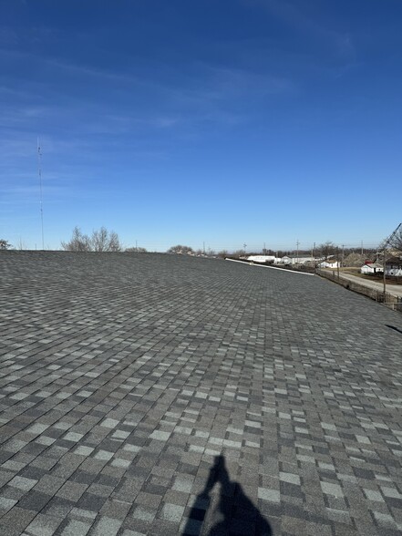 2165 N Lowber St, Decatur, IL for sale - Building Photo - Image 2 of 3