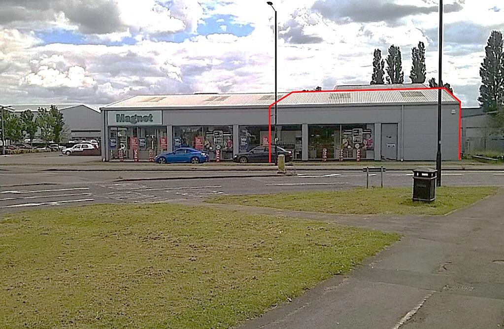 Julia Ave, York for sale Primary Photo- Image 1 of 1