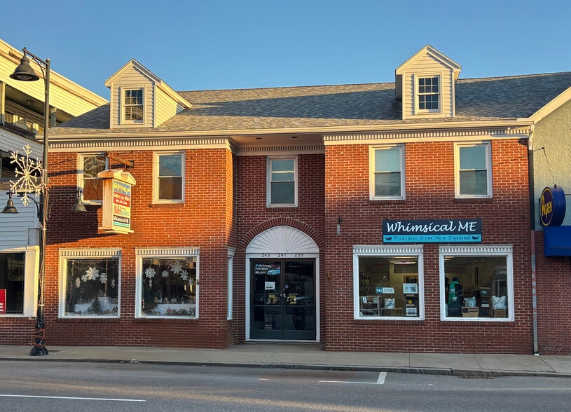 239-243 Main St, Saco, ME for sale - Primary Photo - Image 1 of 10
