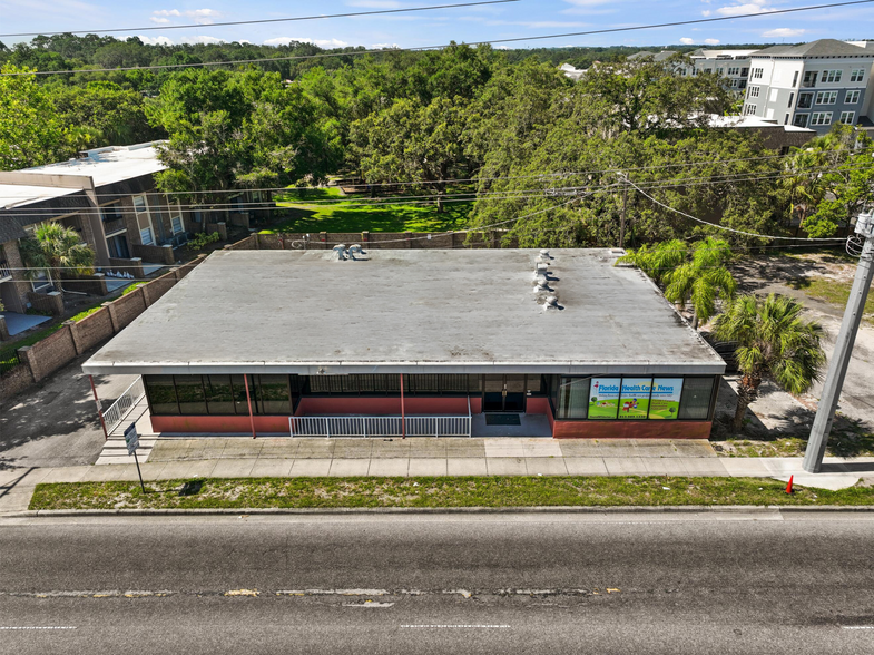 215 Bullard Pky, Tampa, FL for sale - Building Photo - Image 3 of 10