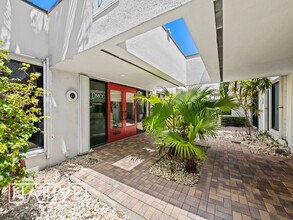 1330 SE 4th Ave, Fort Lauderdale, FL for lease Interior Photo- Image 1 of 9