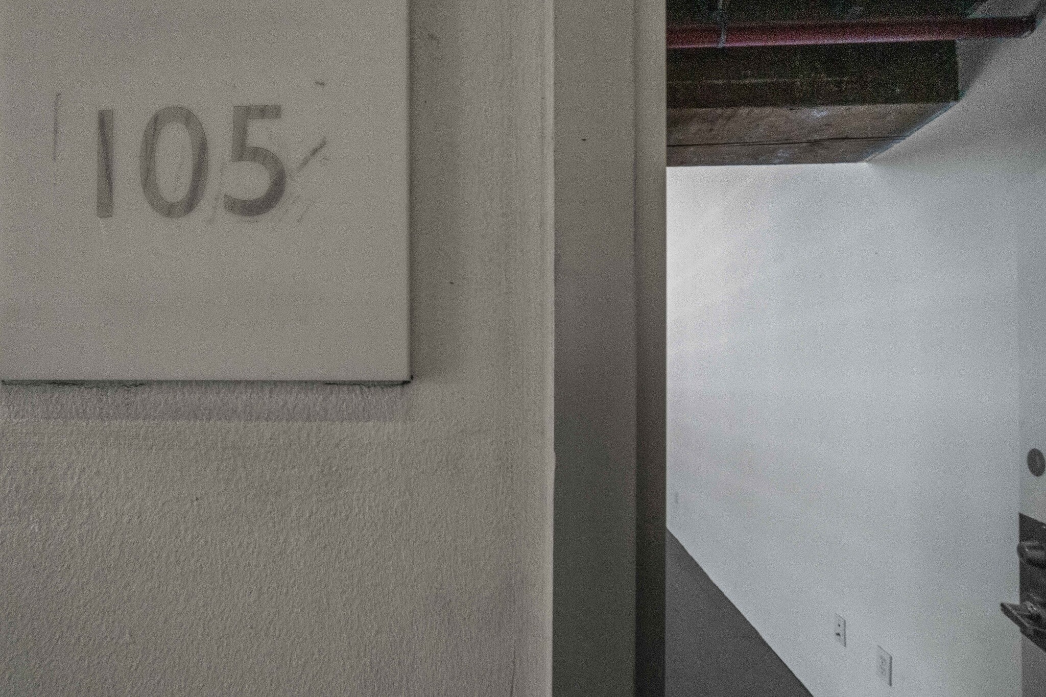 5176 Santa Monica Blvd, Los Angeles, CA for lease Interior Photo- Image 1 of 13