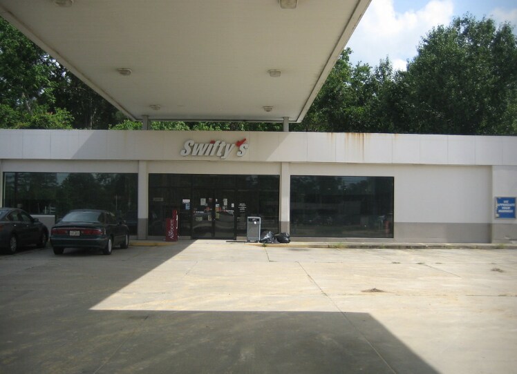 930 W Pine St, Ponchatoula, LA for sale - Building Photo - Image 1 of 1