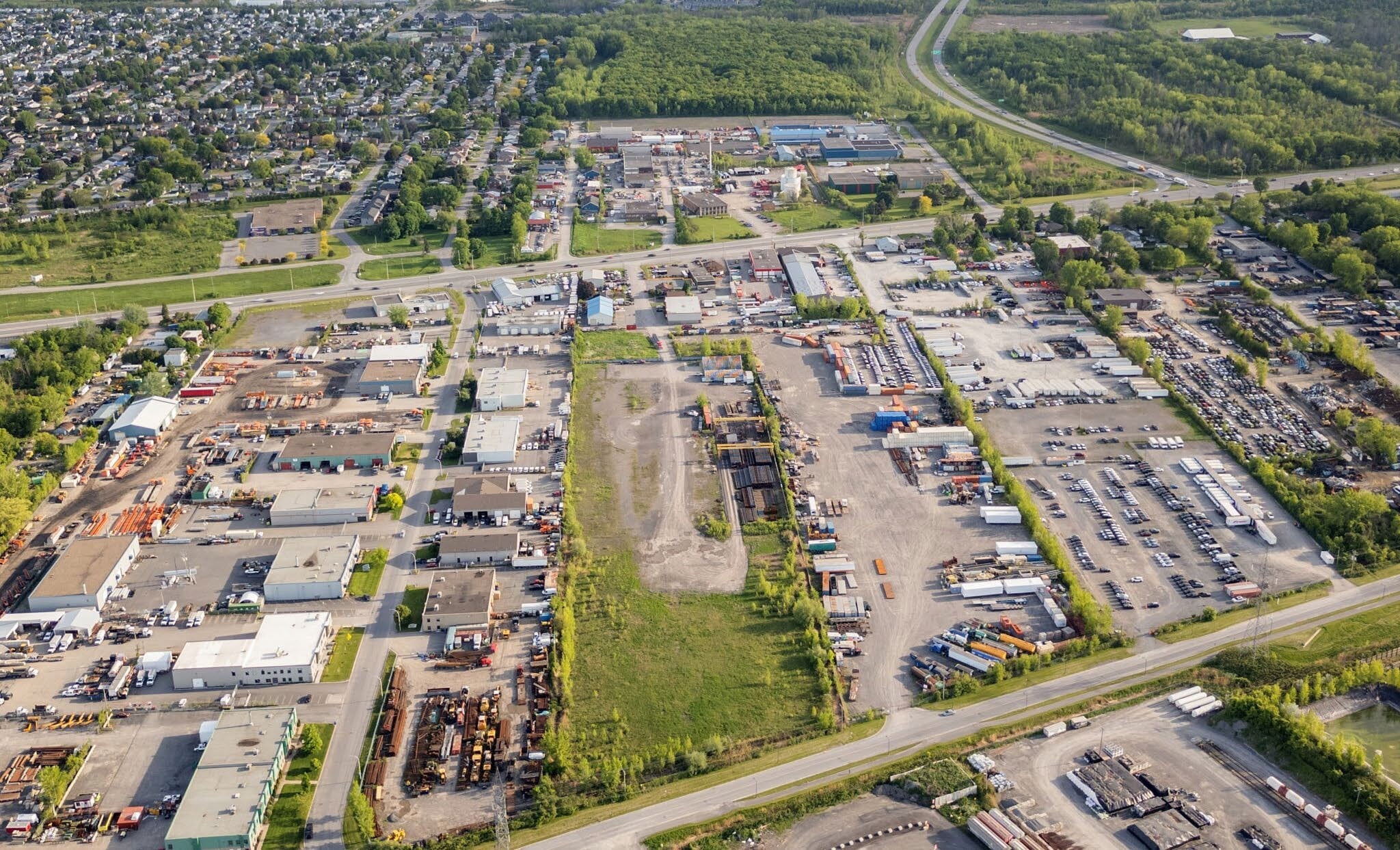 1505 Rue Brossard, Sainte-catherine, QC for sale Building Photo- Image 1 of 2