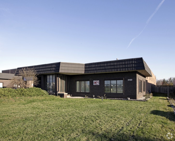 2120 Speers Rd, Oakville, ON for lease - Building Photo - Image 2 of 2