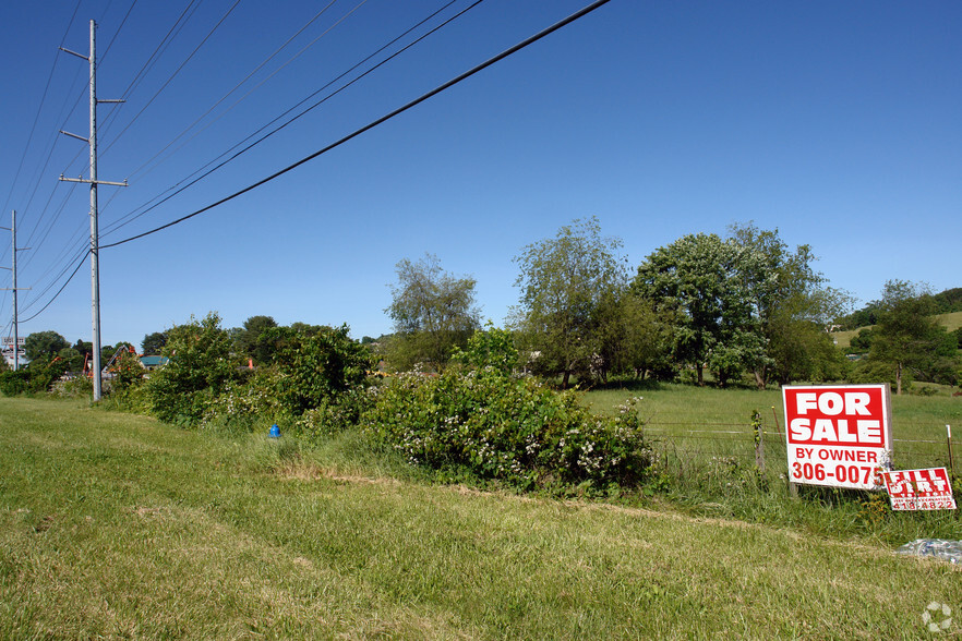 Bristol Hwy, Johnson City, TN for sale - Primary Photo - Image 1 of 1