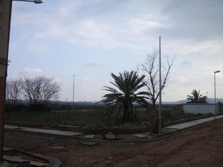 Carrer de la Carraia, 1, Benaguasil, Valencia for sale - Primary Photo - Image 1 of 2