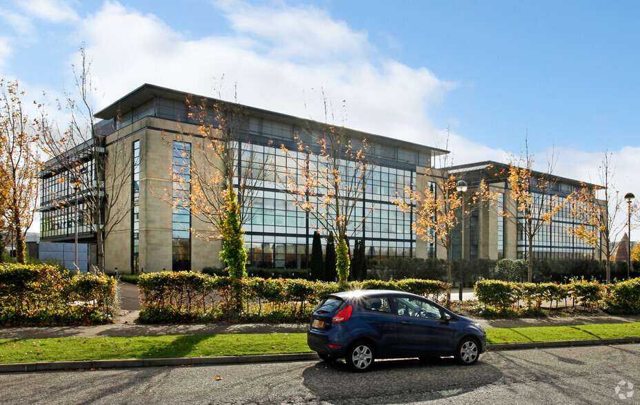 3 Redheughs Av, Edinburgh for lease - Building Photo - Image 3 of 3