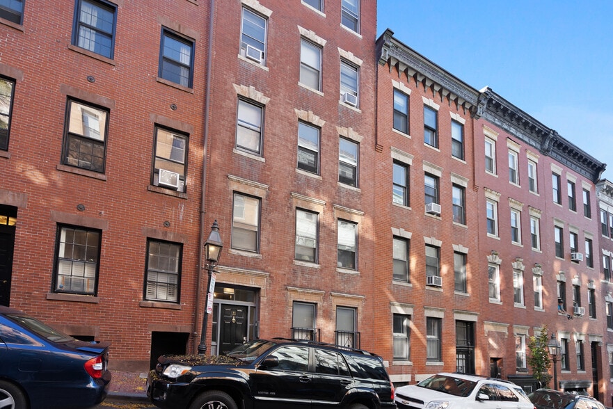 35 Grove St, Boston, MA 02114 - Multifamily for Sale