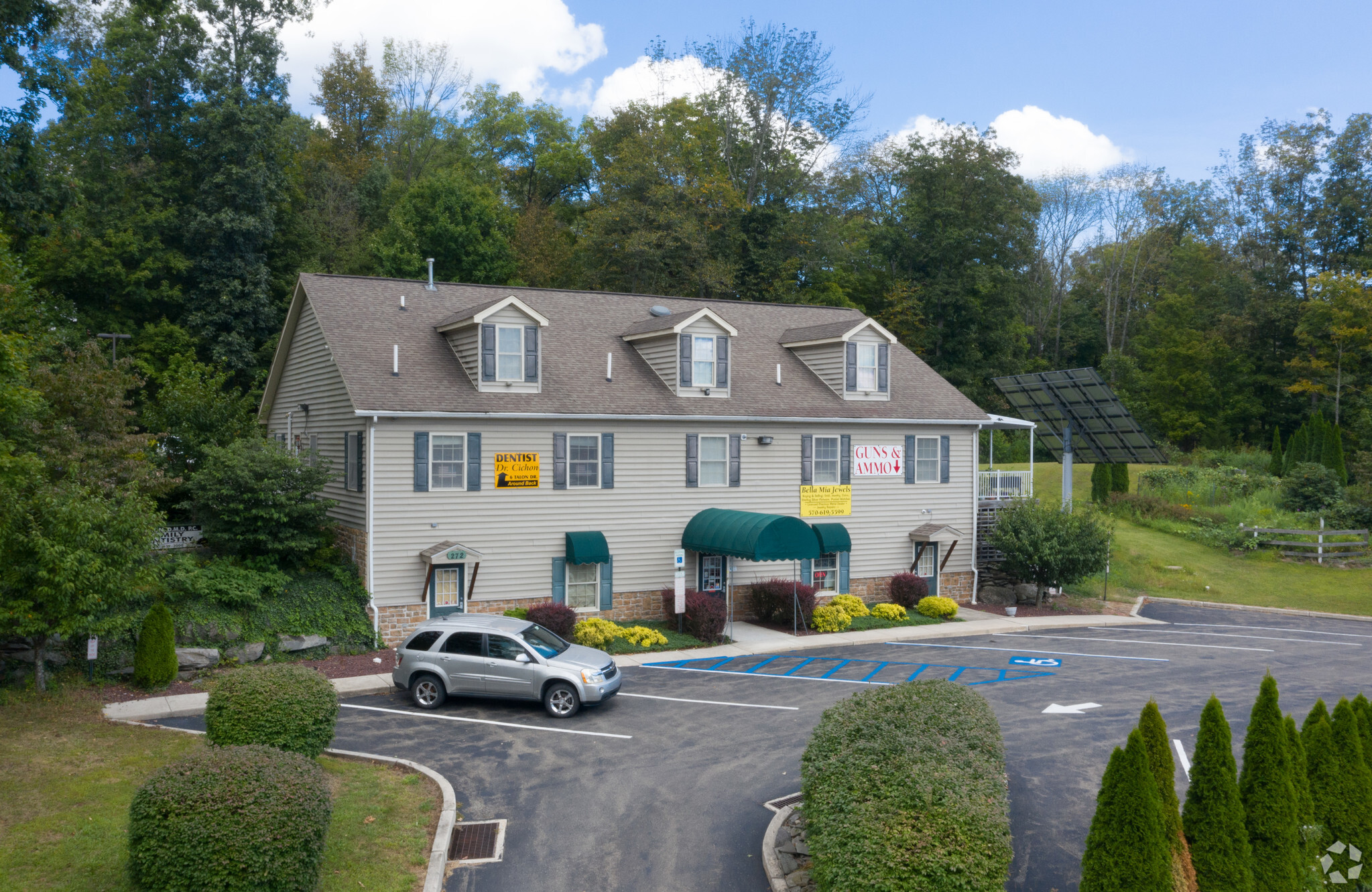 106 Talon Dr, Tannersville, PA for lease Primary Photo- Image 1 of 5