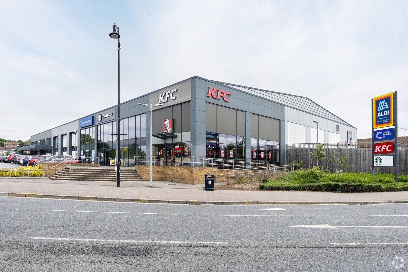 4 Roman Way, Dartford, DA1 4FY Crayford Island Retail Park
