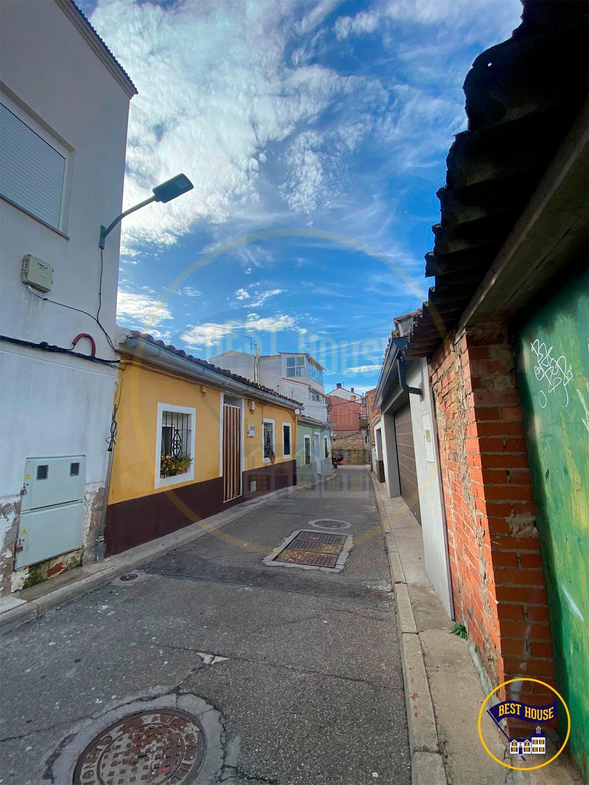 Industrial in Cuenca, Cuenca for sale Building Photo- Image 1 of 6