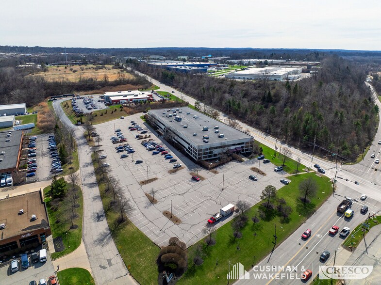 8333 Rockside Rd, Valley View, OH for lease - Building Photo - Image 3 of 6