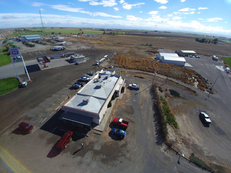 1955 Frontage Rd S, Wendell, ID 83355