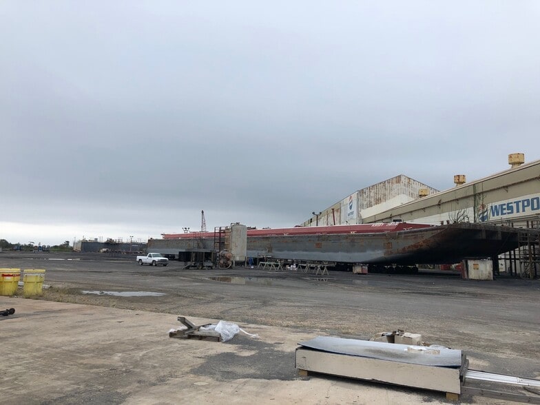 91 W Front St, Orange, TX for sale - Building Photo - Image 2 of 8