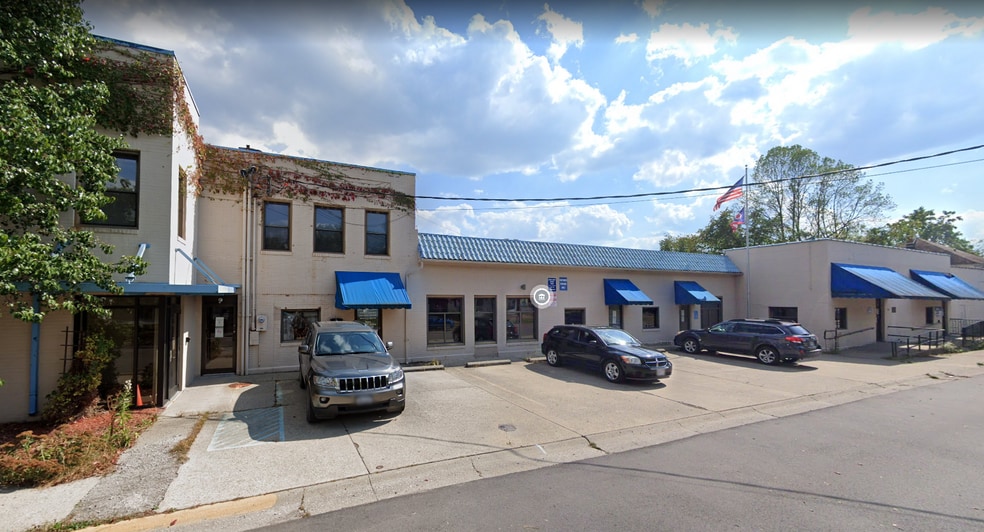 184 N Lancaster St, Athens, OH for lease - Building Photo - Image 3 of 3