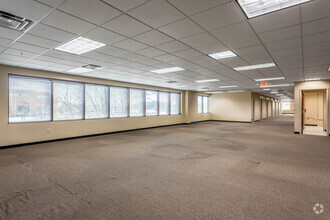 630 Morrison Rd, Gahanna, OH for lease Interior Photo- Image 2 of 7