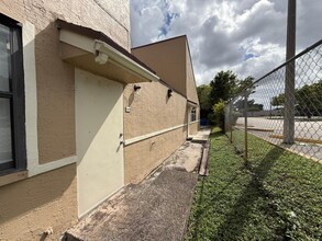 5640-5648 W Atlantic Blvd, Margate, FL for lease Building Photo- Image 2 of 5