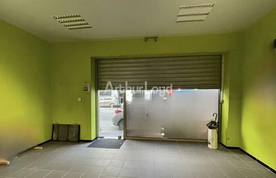 Retail in Reims for sale Interior Photo- Image 1 of 6