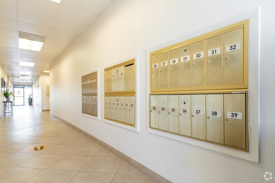 9415 Burnet Rd, Austin, TX for lease - Interior Photo - Image 3 of 7