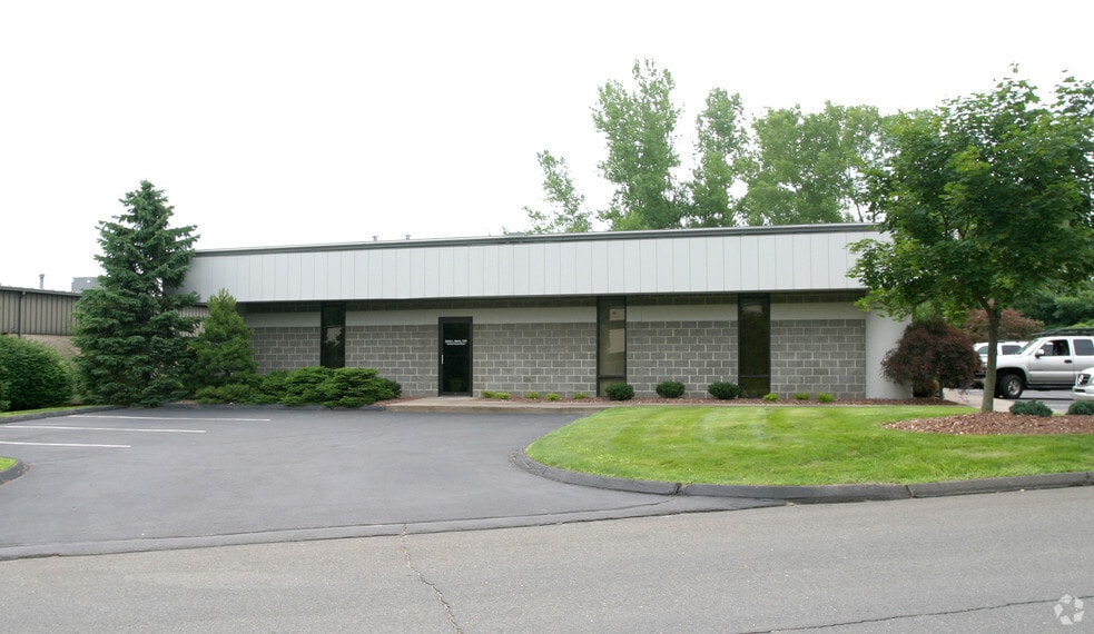 600 Corporate Row, Cromwell, CT 06416 Office for Lease