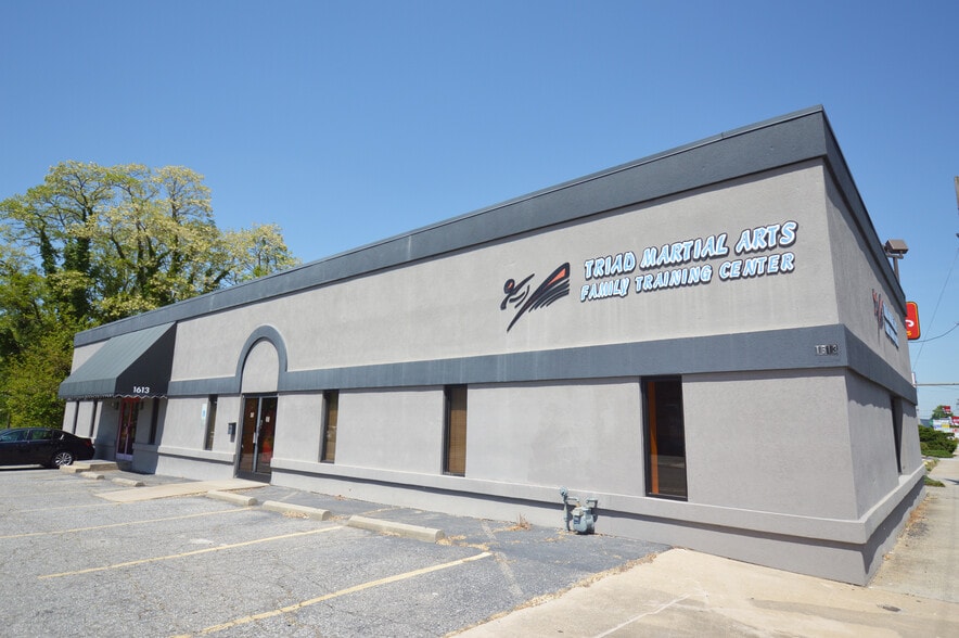 1613 N Main St, High Point, NC for sale - Primary Photo - Image 1 of 5