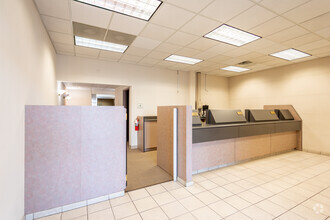 101-123 Blossom Centre Blvd, Willard, OH for lease Interior Photo- Image 2 of 5