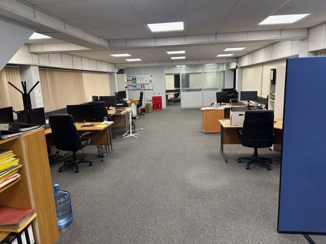 Christy Way, Basildon for lease Interior Photo- Image 1 of 4