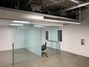 261 S Figueroa St, Los Angeles, CA for lease Interior Photo- Image 2 of 3