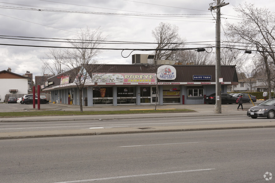 2225-2241 St Laurent Blvd, Ottawa, ON for sale - Building Photo - Image 2 of 6