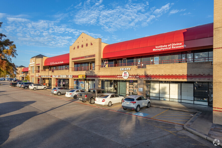 6911-7055 Highway 6 S, Houston, TX for lease - Building Photo - Image 3 of 7