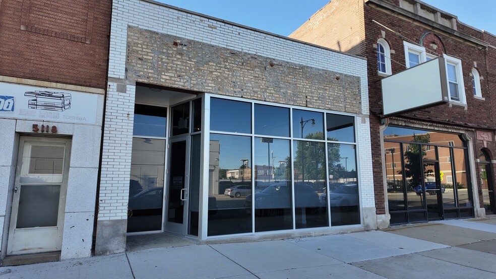 5116 W Irving Park Rd, Chicago, IL for lease - Primary Photo - Image 1 of 20