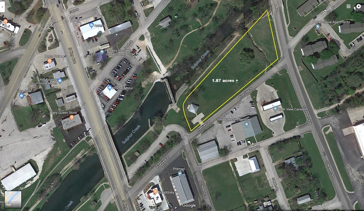 201 Riverview Dr, Lampasas, TX 76550