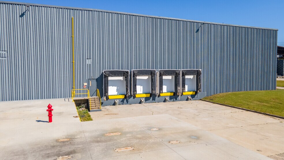 1885 Alamac Rd, Lumberton, NC for lease - Building Photo - Image 2 of 16